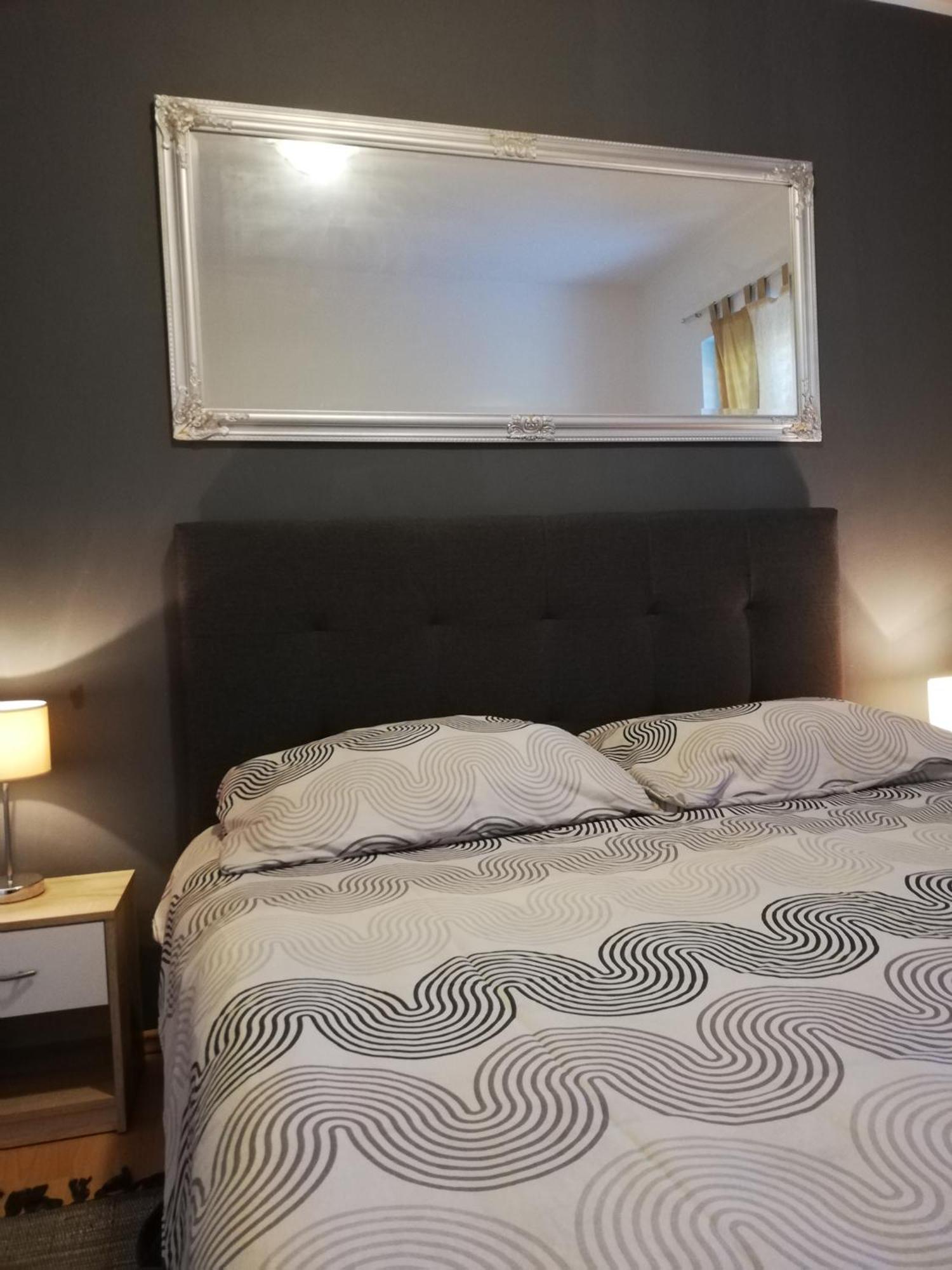 Apartments Poretti For 2,In Center Parking Free In The Yard,6 Min Beach Walk Rovinj Eksteriør billede